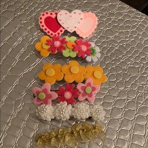 🙍🏻‍♀️HANDMADE HAIR CLIPS